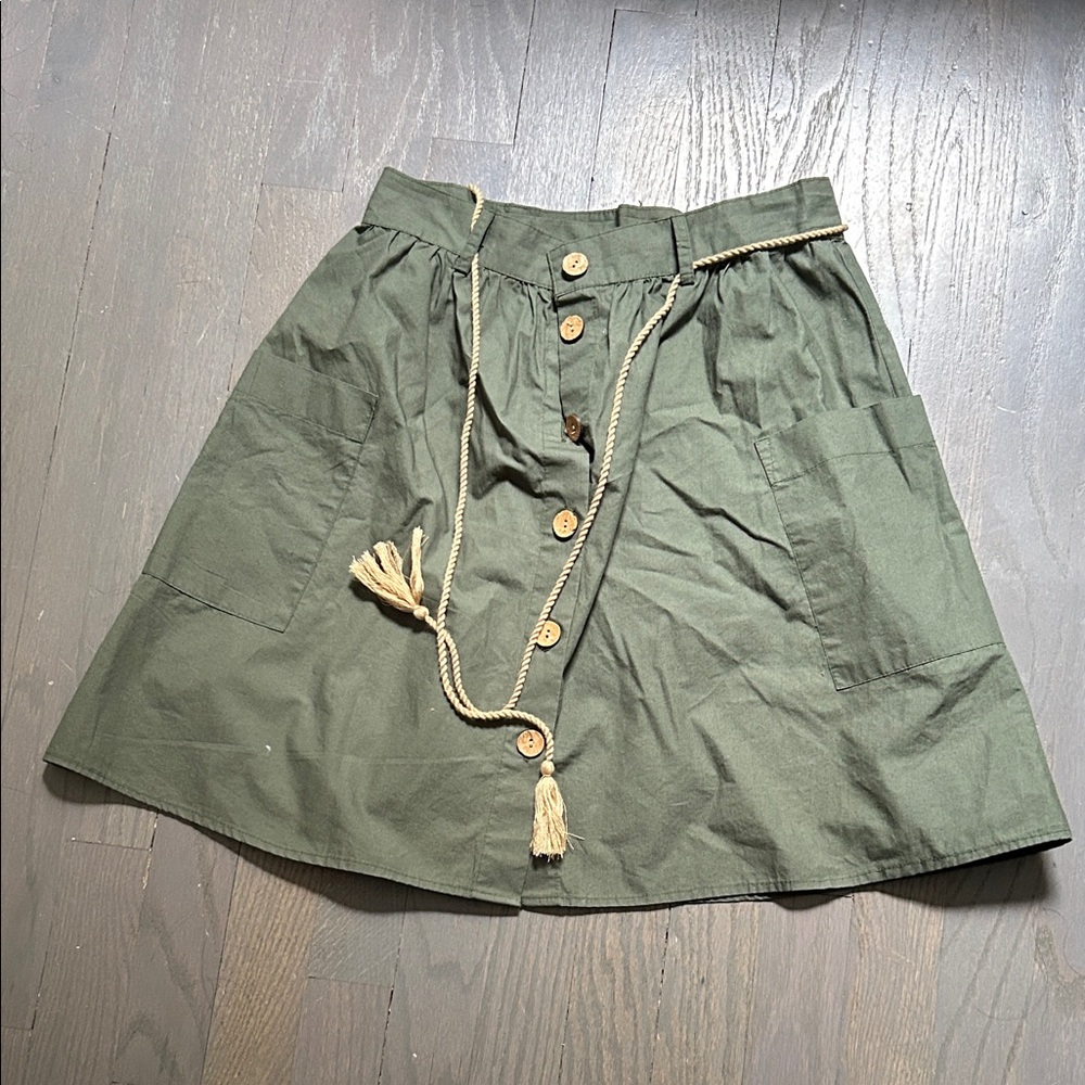 Olive Green Button-Front Skirt y.